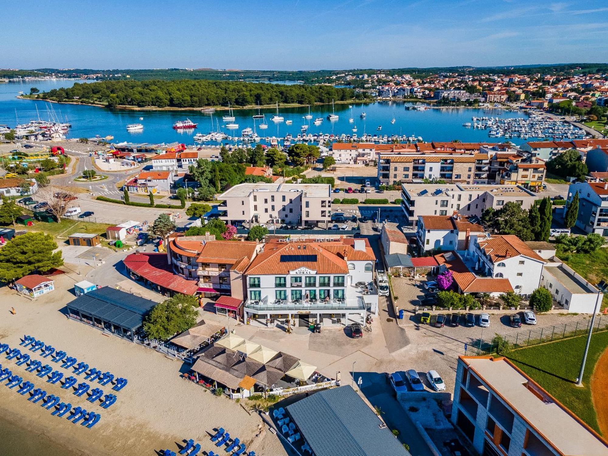Hotel Koral Μεντουλίν Εξωτερικό φωτογραφία