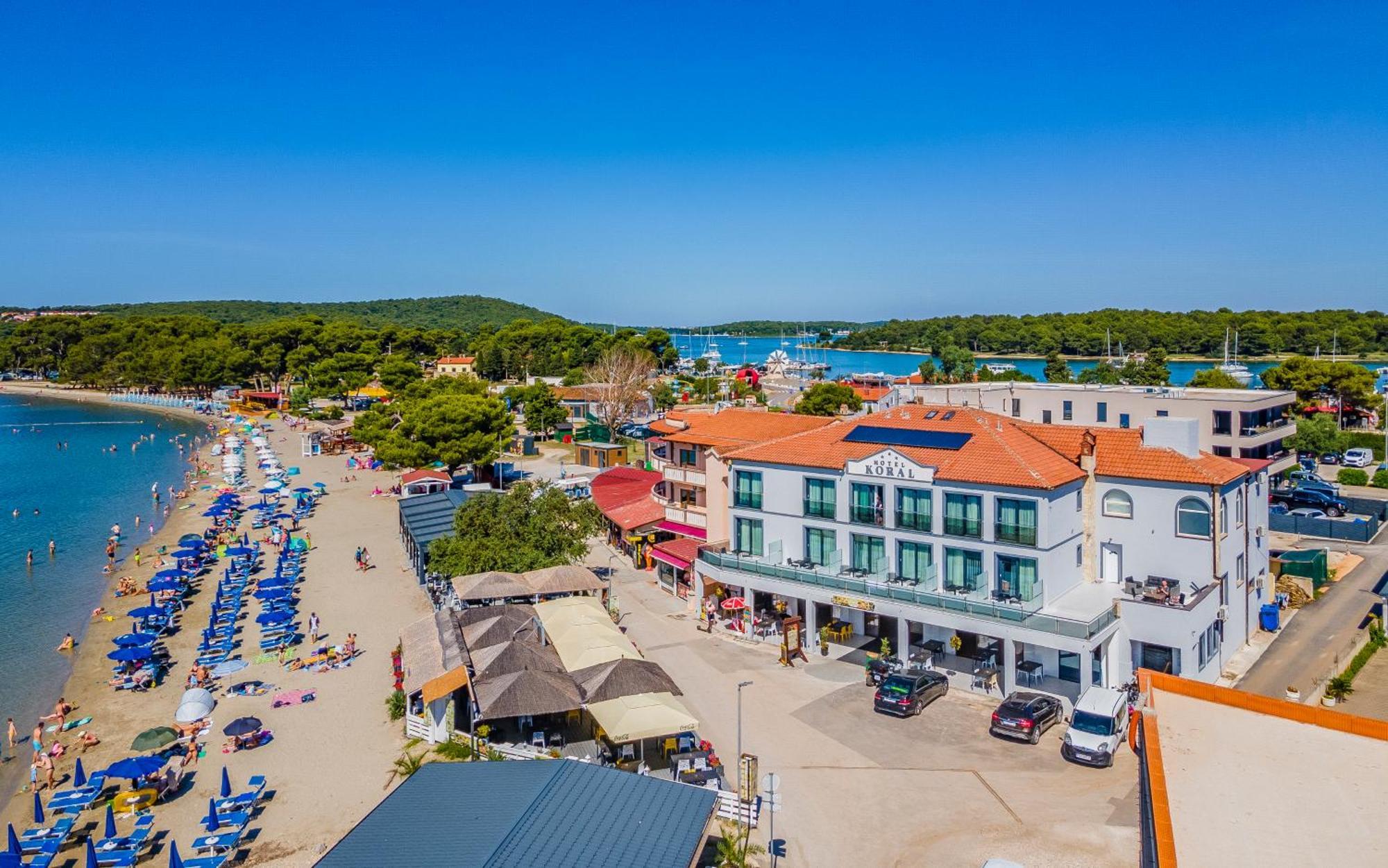 Hotel Koral Μεντουλίν Εξωτερικό φωτογραφία